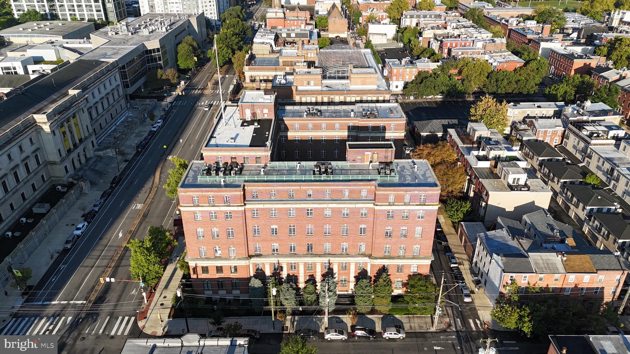 SPRING GARDEN - Residential