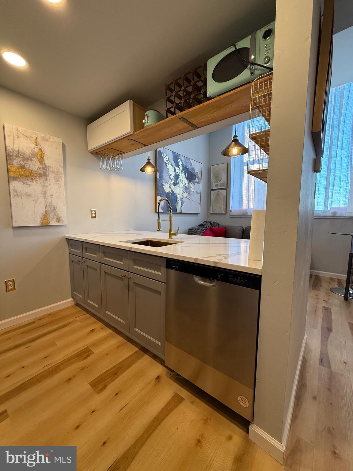 SPRING GARDEN - Residential