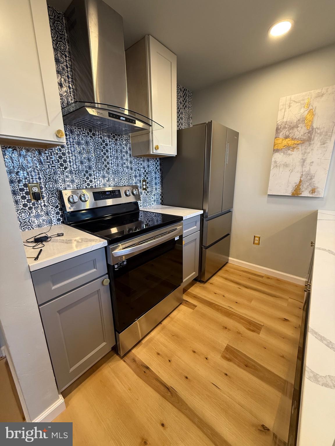 SPRING GARDEN - Residential