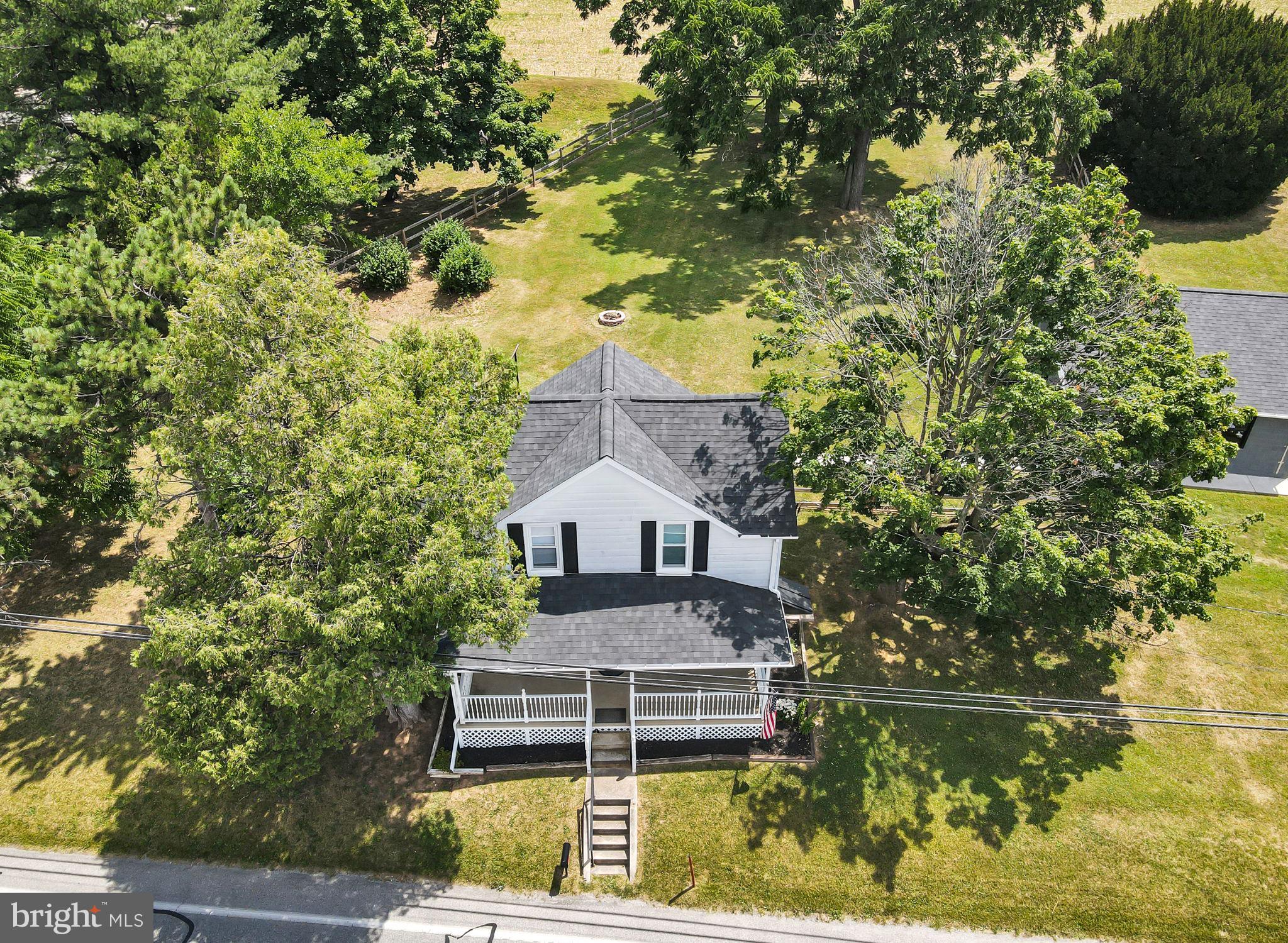 2040 GRANDVIEW ROAD