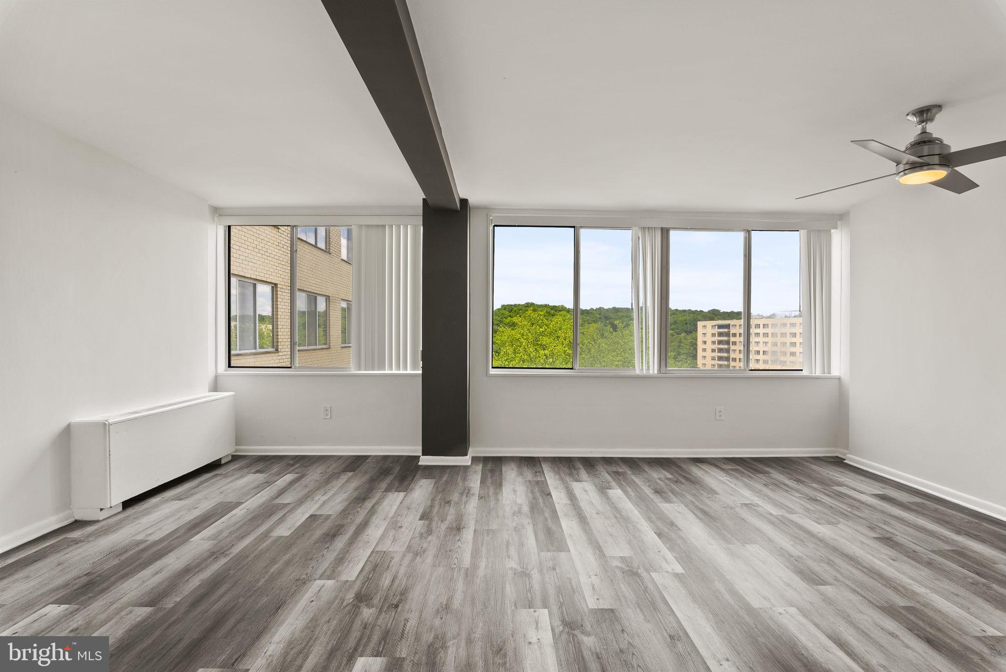 RIVER TOWERS - Residential