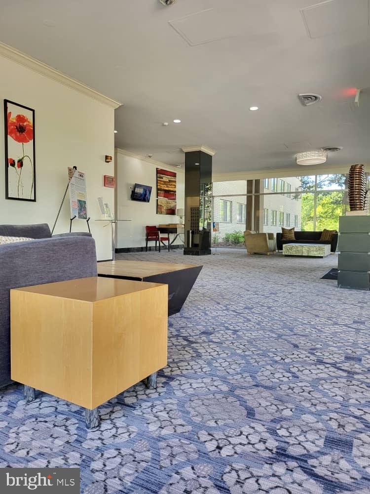 6631 WAKEFIELD DRIVE 804