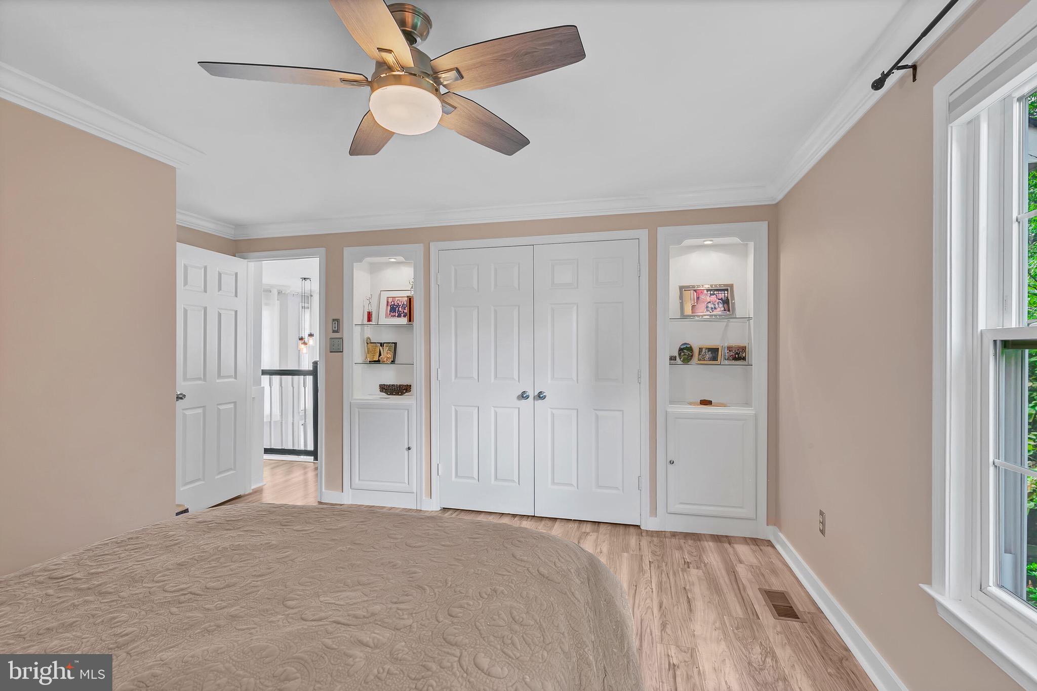 ASHBURN FARM - Residential Lease