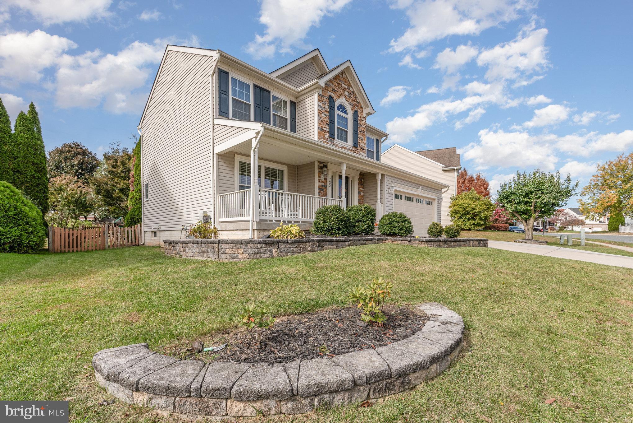 732 HICKORY LIMB CIRCLE