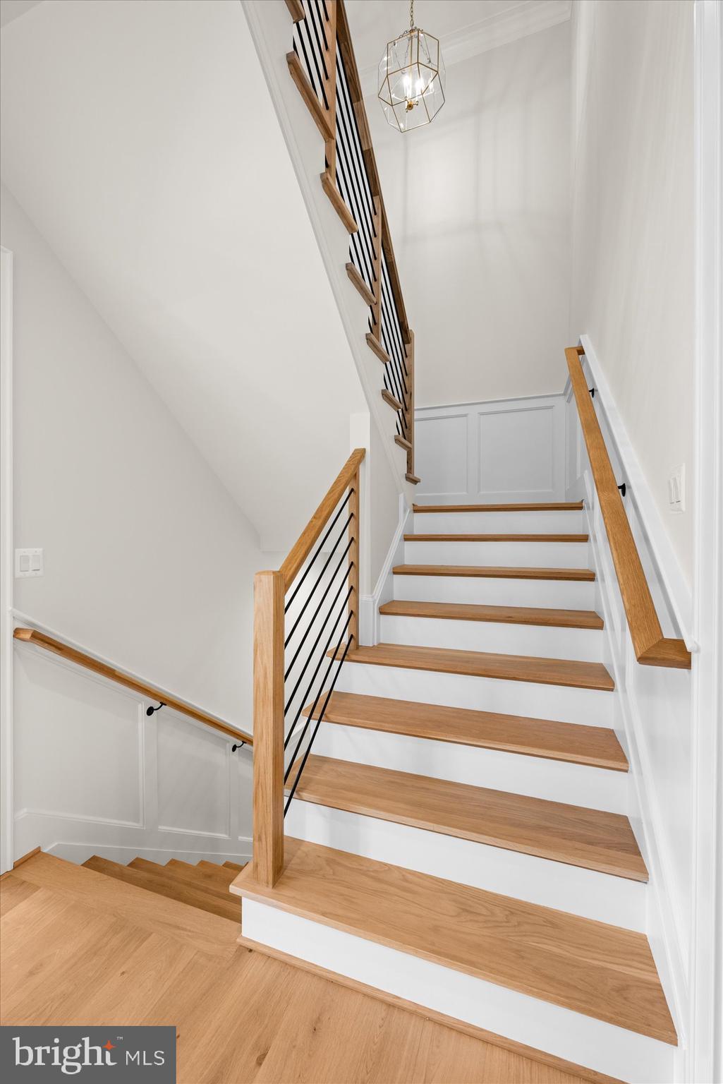 MONTOUR HEIGHTS - Residential