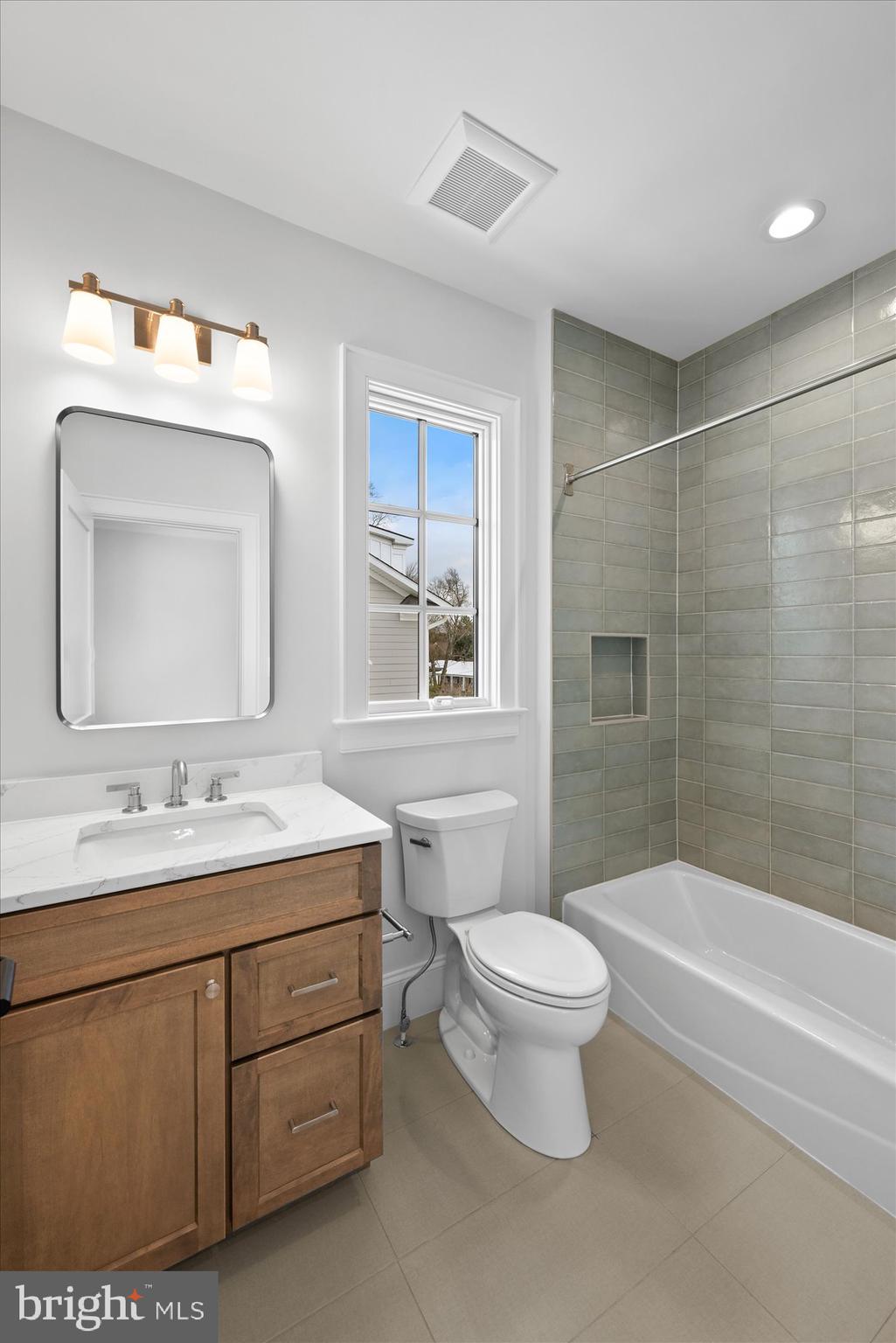 MONTOUR HEIGHTS - Residential