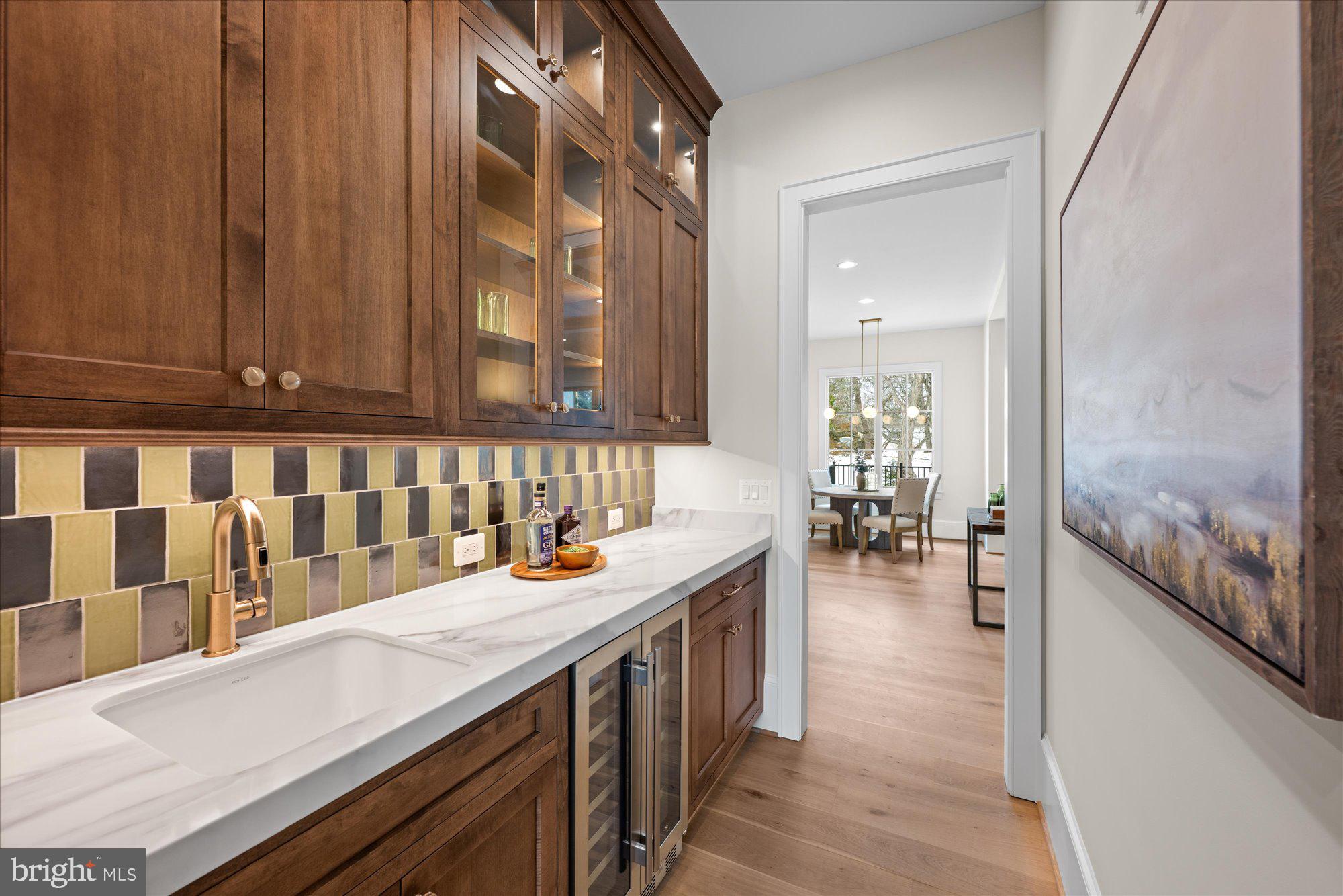 MONTOUR HEIGHTS - Residential