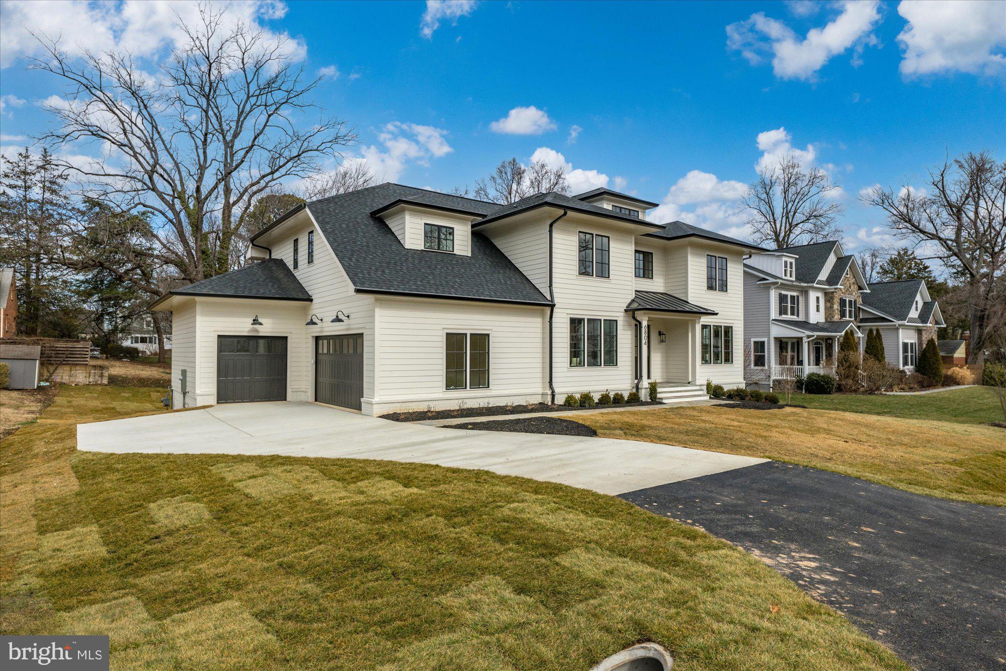 MONTOUR HEIGHTS - Residential