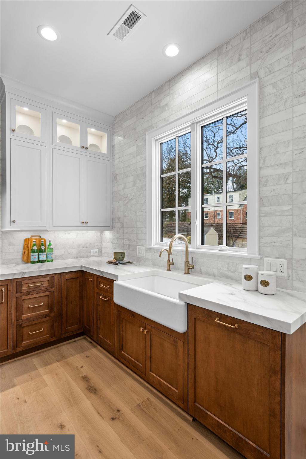 MONTOUR HEIGHTS - Residential