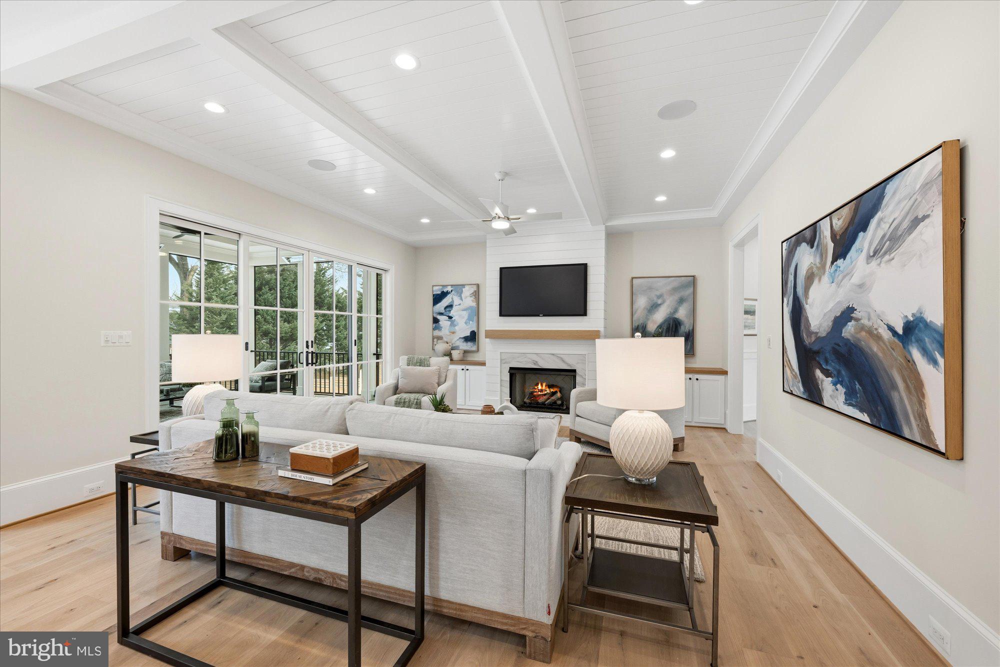 MONTOUR HEIGHTS - Residential