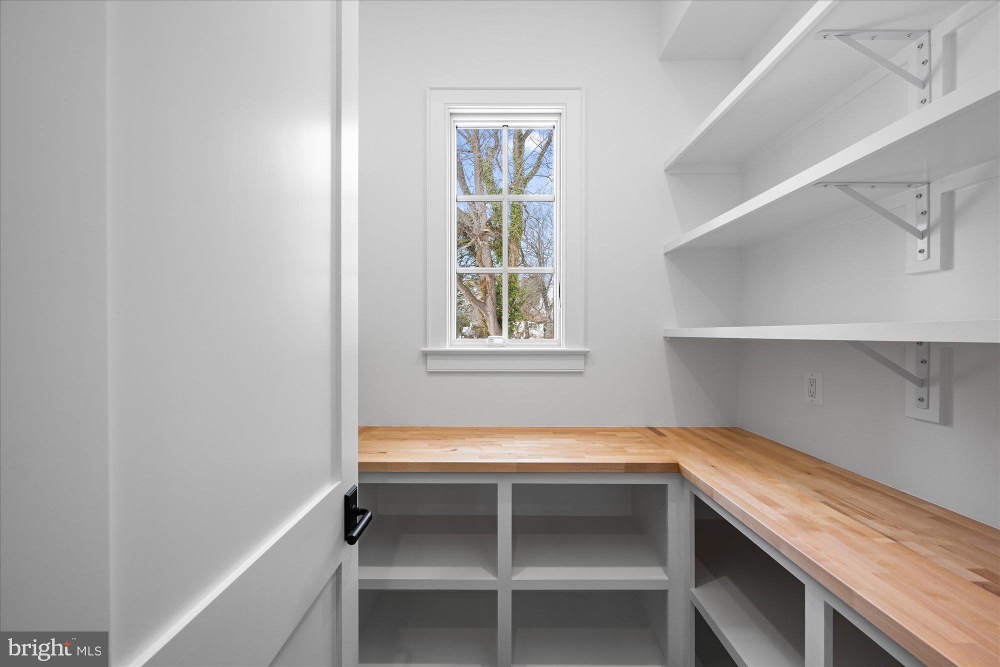 MONTOUR HEIGHTS - Residential