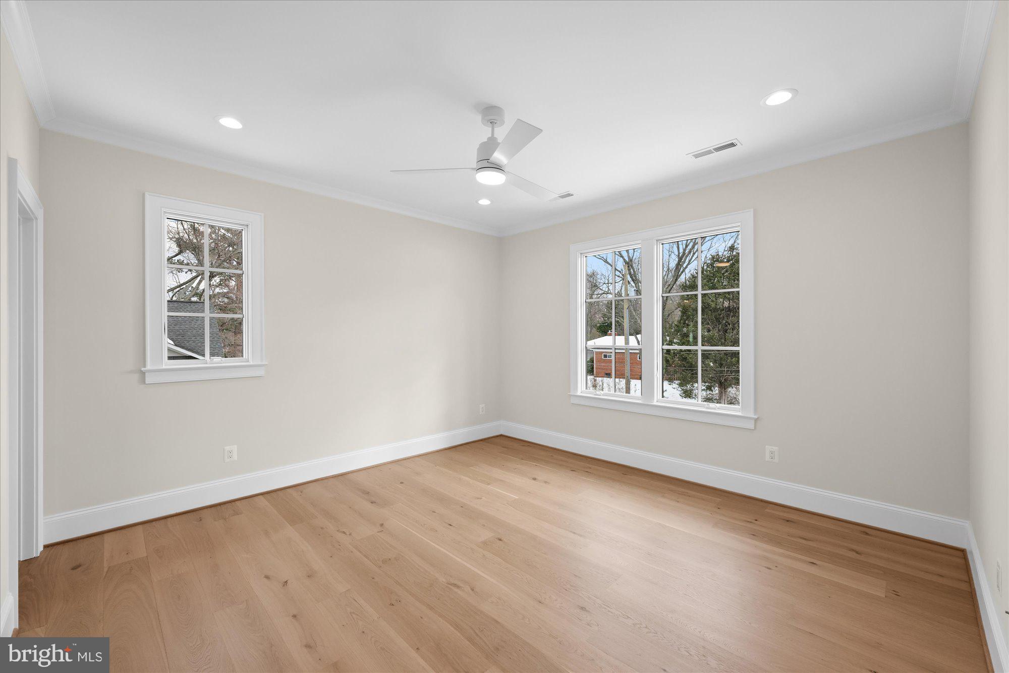 MONTOUR HEIGHTS - Residential