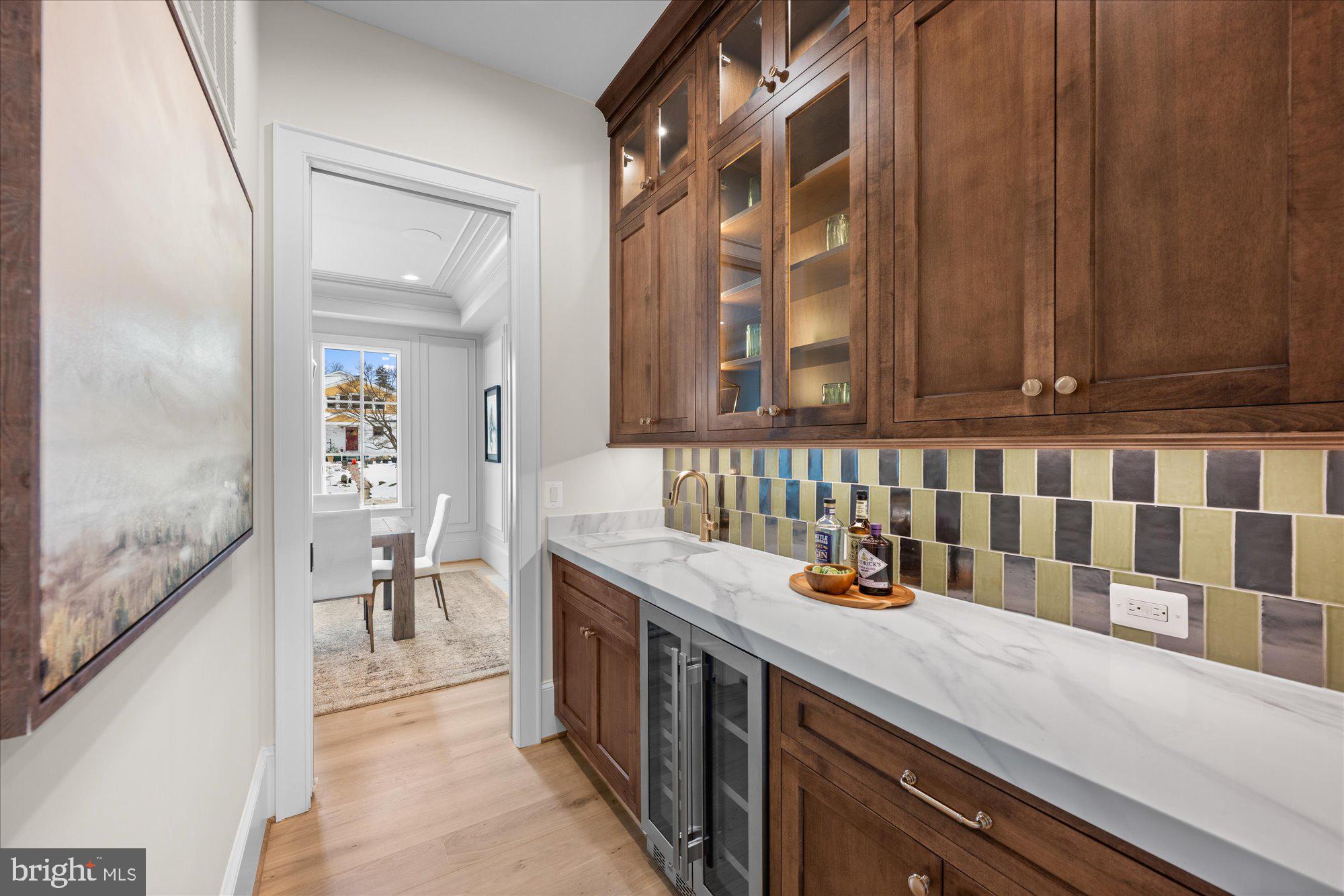 MONTOUR HEIGHTS - Residential