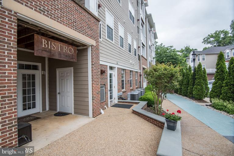 HIDDENBROOK - Residential