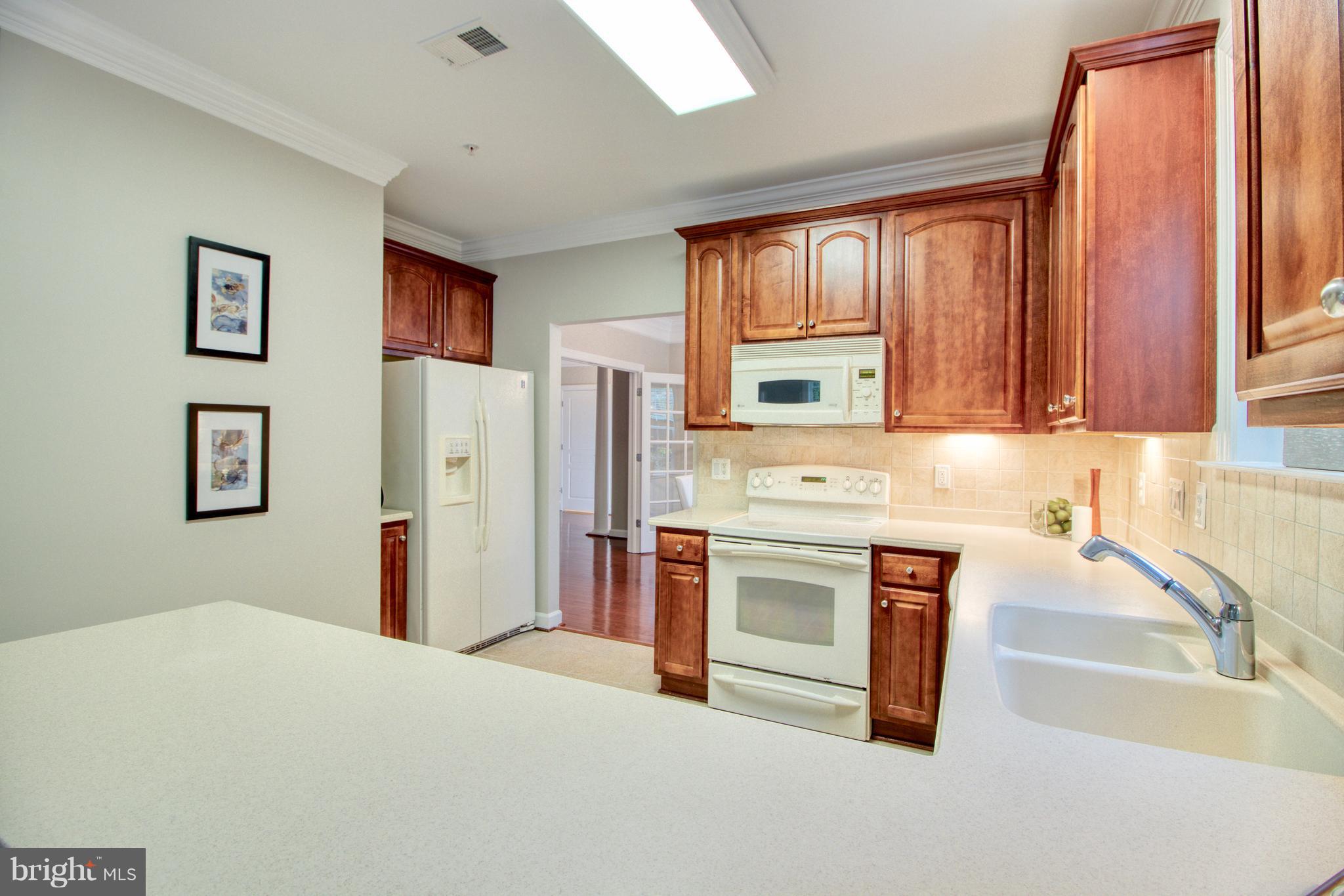 HIDDENBROOK - Residential