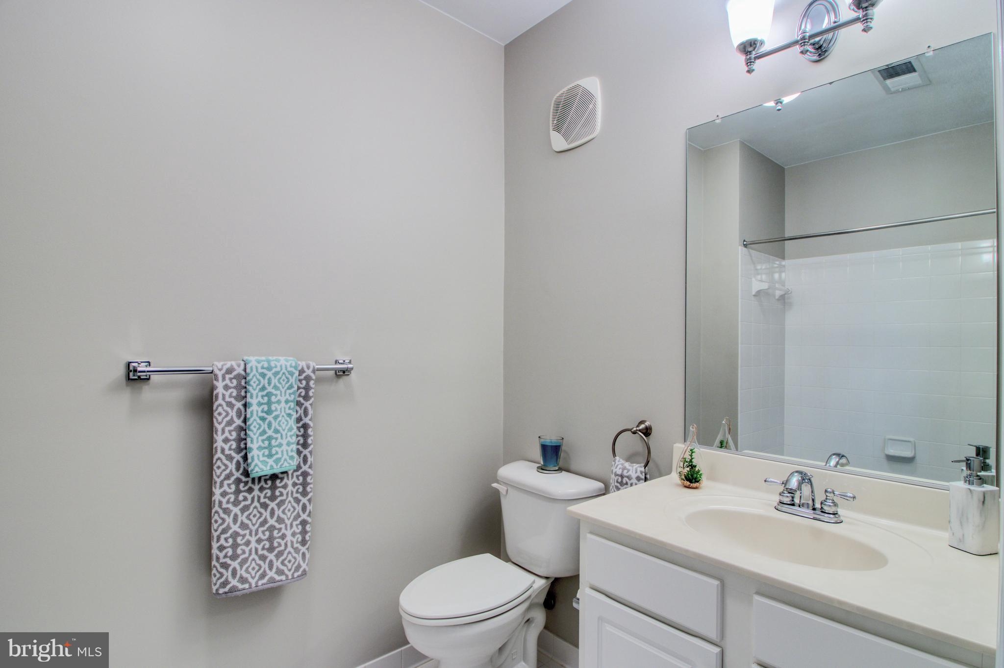 HIDDENBROOK - Residential