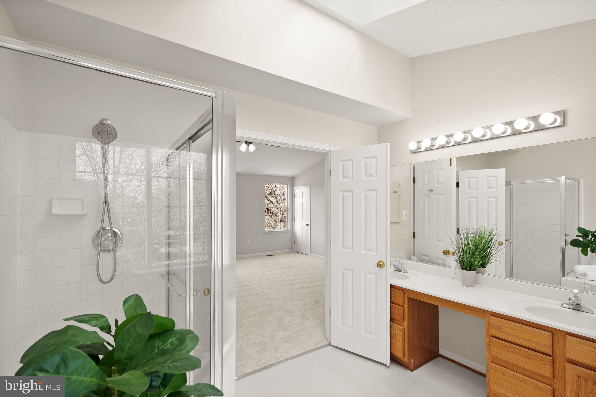 ASHBURN FARM - Residential