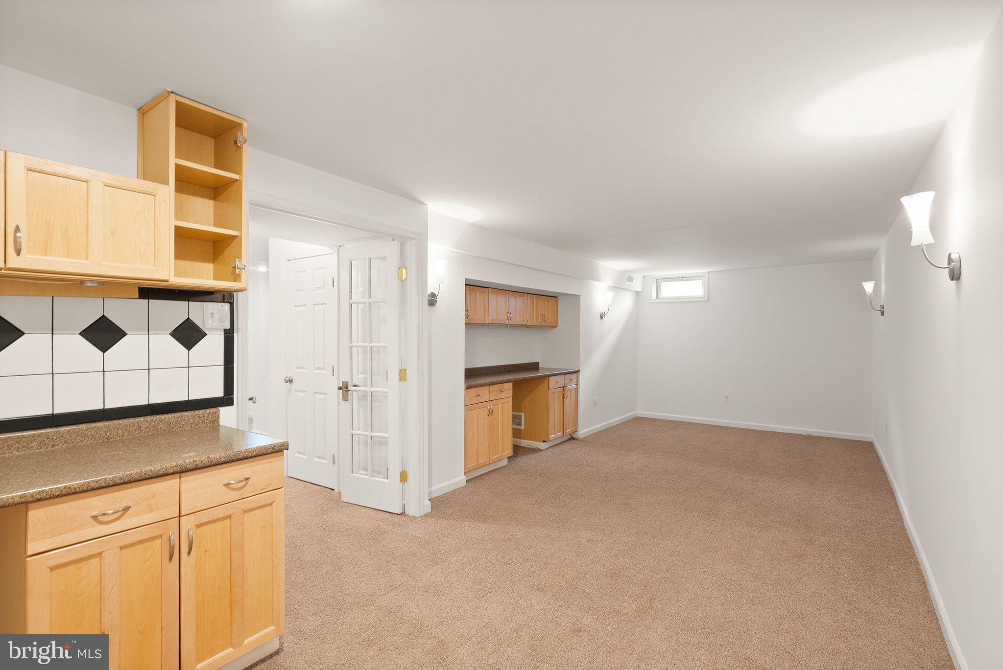 ASHBURN FARM - Residential