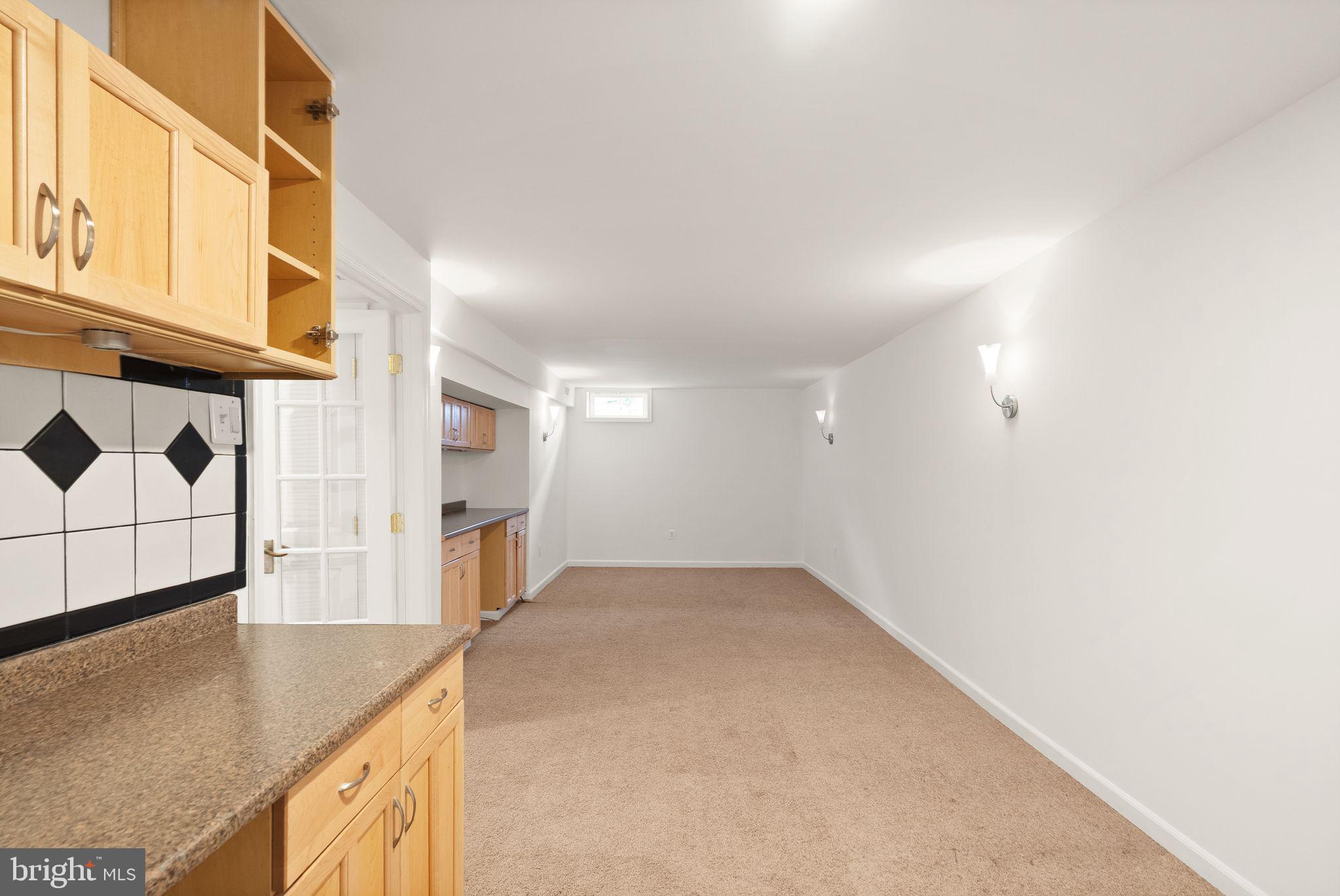 ASHBURN FARM - Residential