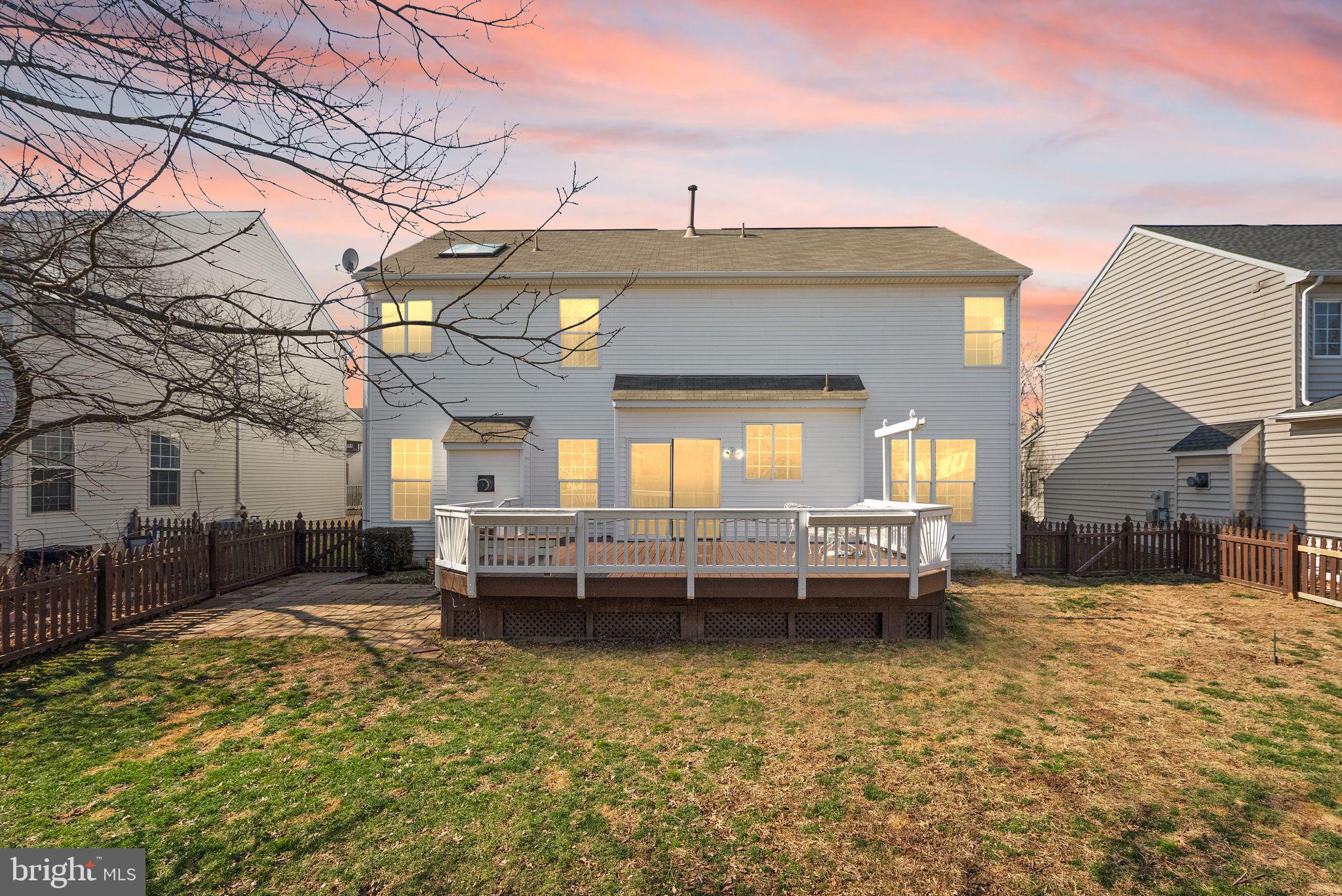 ASHBURN FARM - Residential