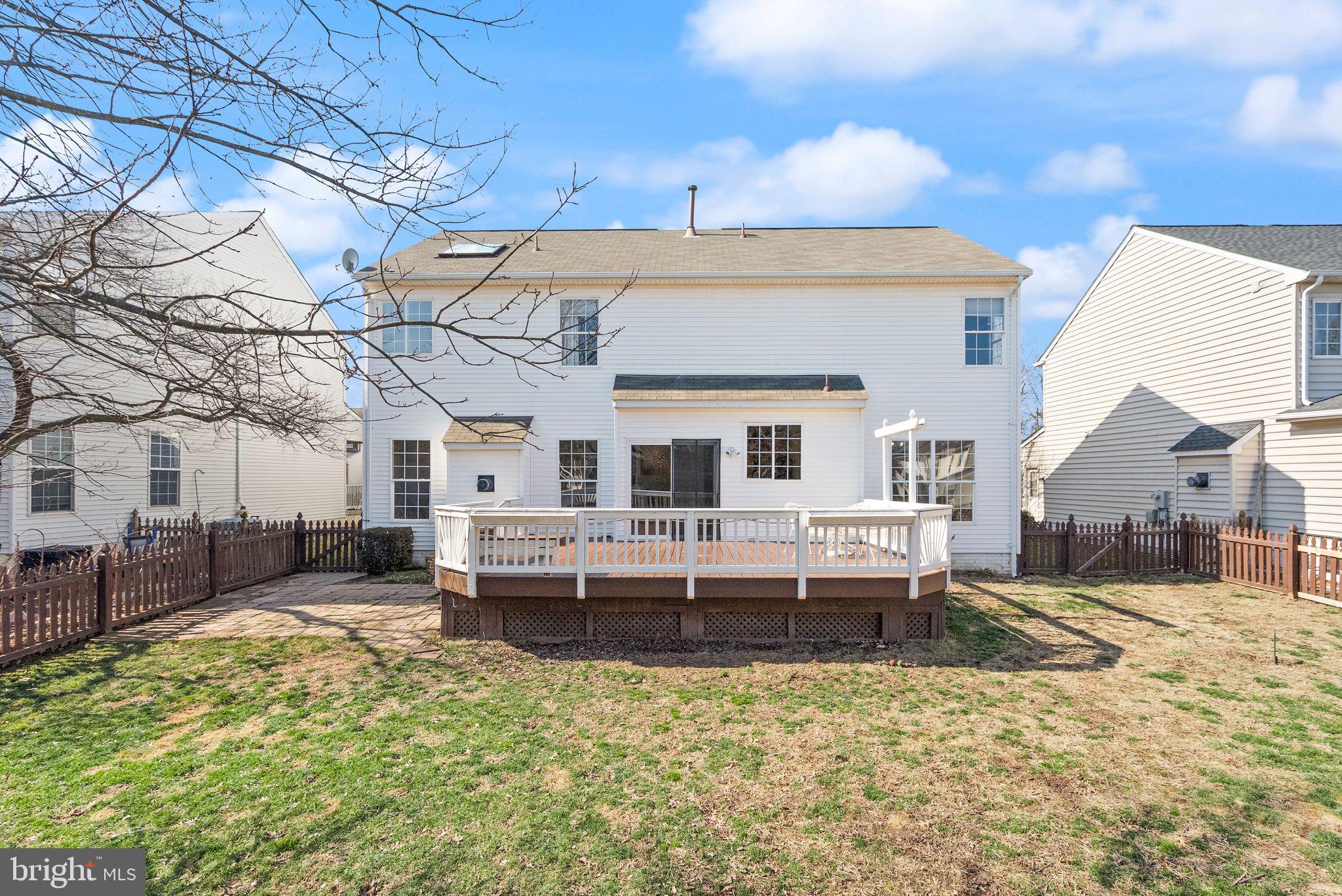 ASHBURN FARM - Residential