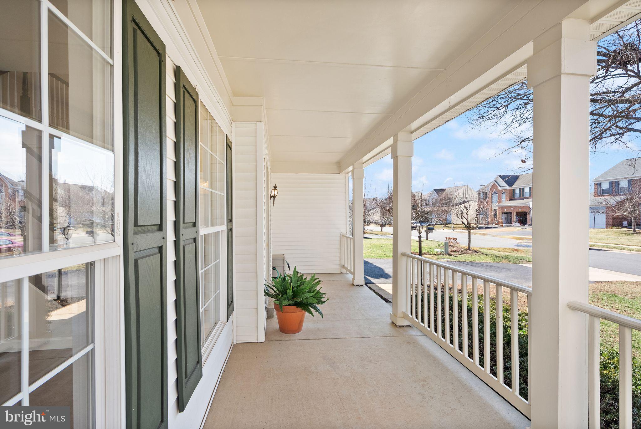 ASHBURN FARM - Residential