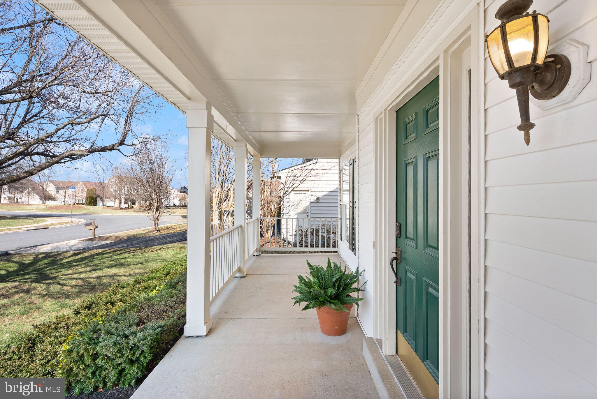 ASHBURN FARM - Residential