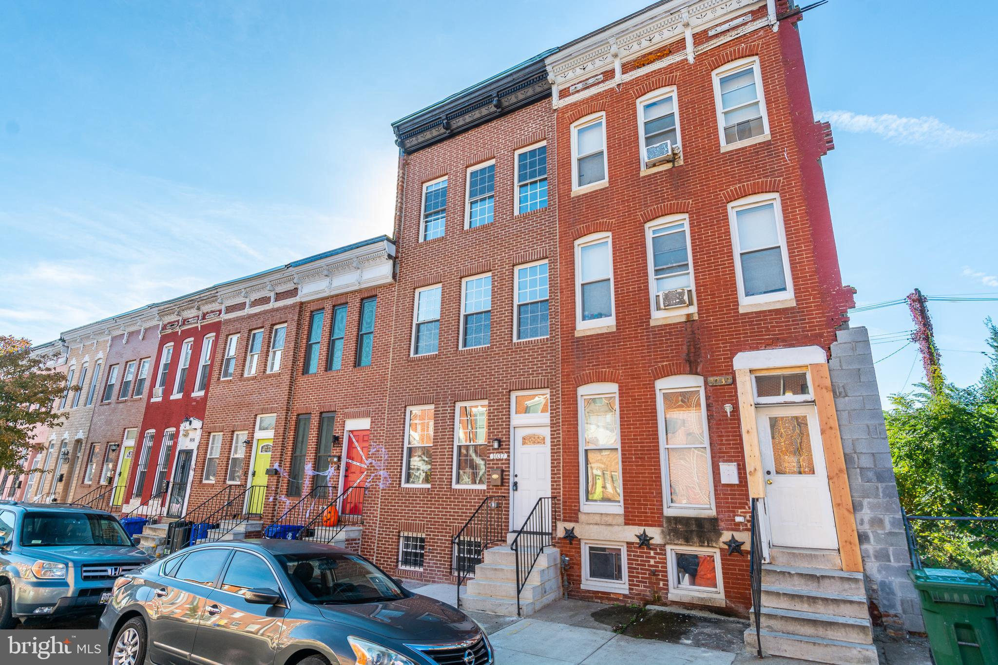 HOLLINS MARKET - Residential