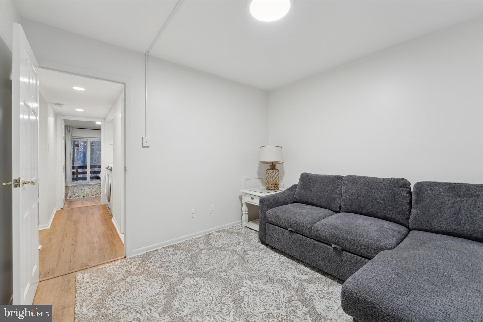 GREEN TREE RUN - Residential Lease