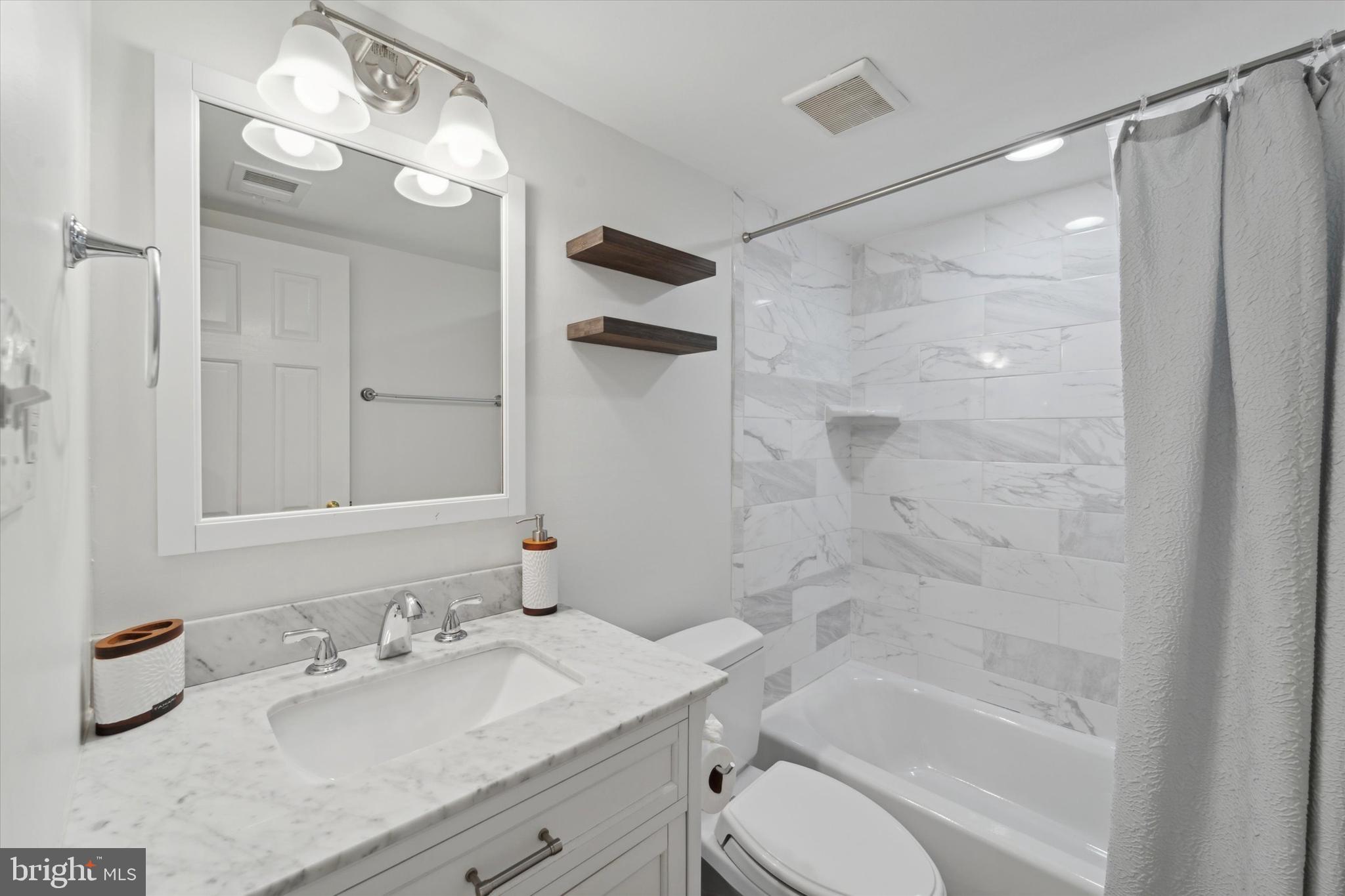 GREEN TREE RUN - Residential Lease