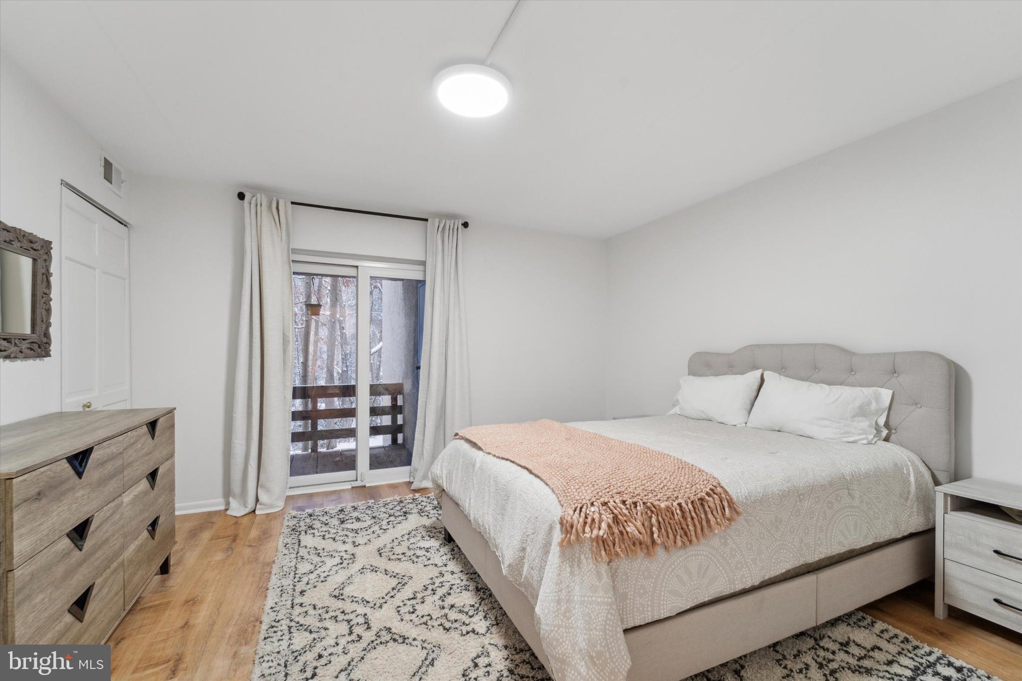 GREEN TREE RUN - Residential Lease