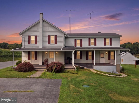 697 SHINHAM RD, GREENCASTLE, PA 17225 - Image 42d2e4e4d5ec7bef42147d6ff9ee07e0/1094146686