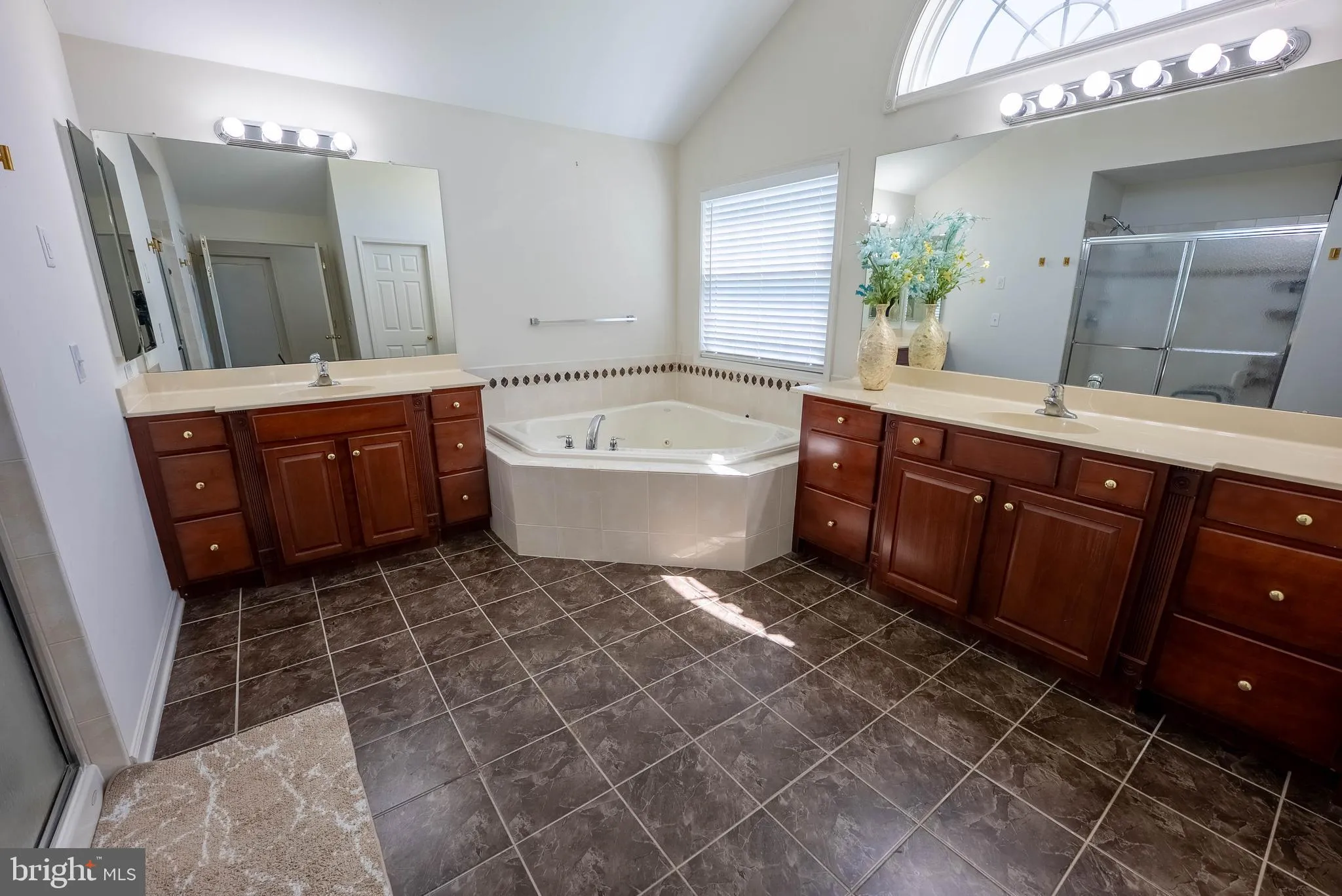 Franklinville, New Jersey 08322, United States, 4 Bedrooms Bedrooms, ,5 BathroomsBathrooms,Residential,Active,151769