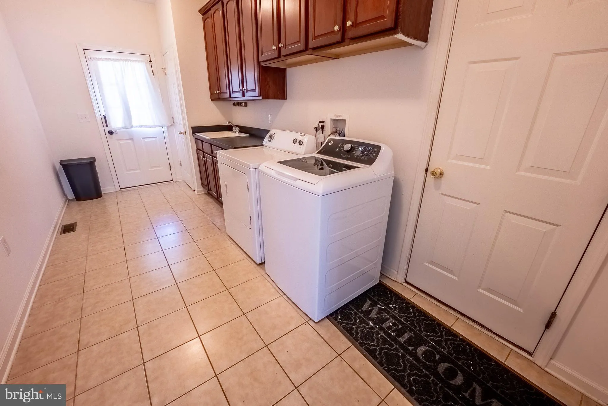 Franklinville, New Jersey 08322, United States, 4 Bedrooms Bedrooms, ,5 BathroomsBathrooms,Residential,Active,151769