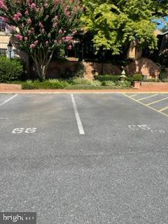 WESTBARD MEWS - Residential Lease