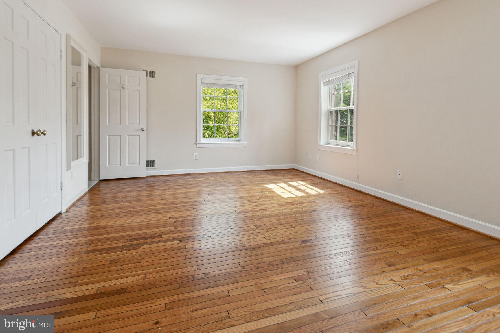 WESTBARD MEWS - Residential Lease