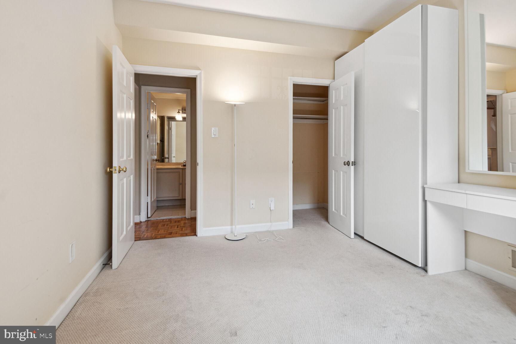 WESTBARD MEWS - Residential Lease