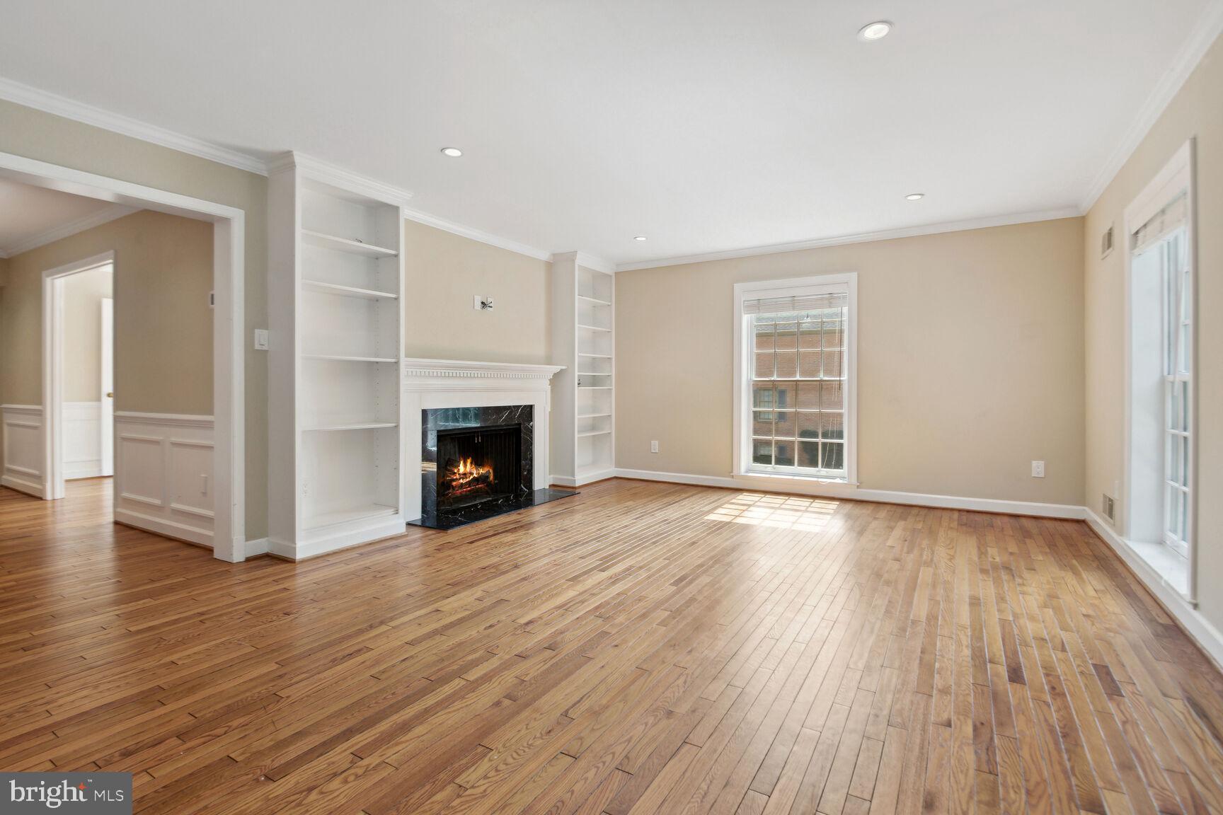 WESTBARD MEWS - Residential Lease