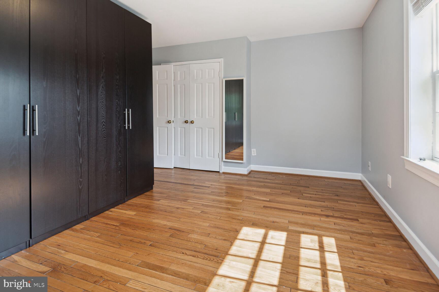 WESTBARD MEWS - Residential Lease