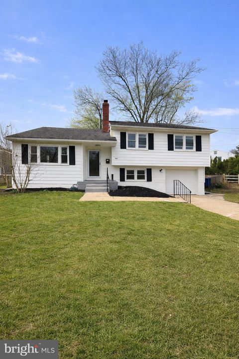 Homes For Sale - 102 Dawn Drive<br/> MOUNT HOLLY, NJ 08060