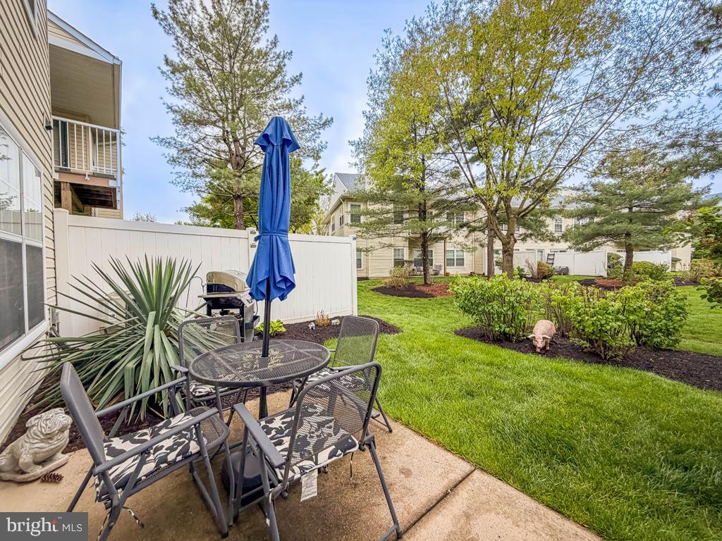 BROOKSTONE - Residential