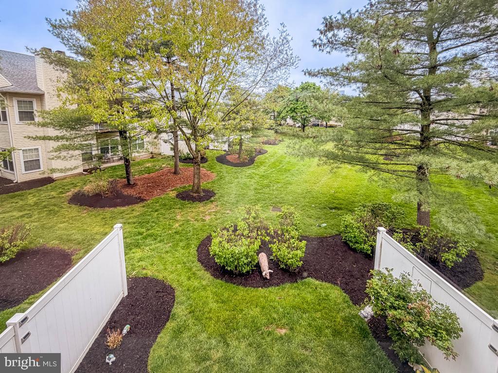BROOKSTONE - Residential
