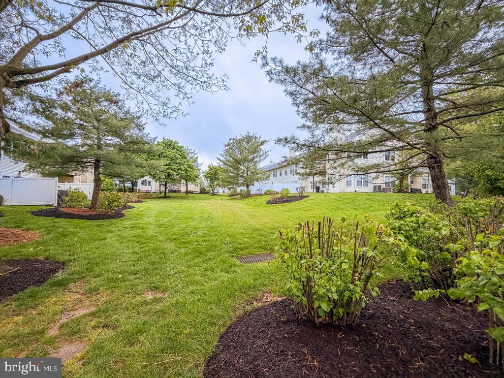 BROOKSTONE - Residential