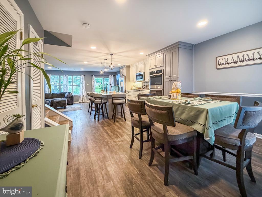 BROOKSTONE - Residential