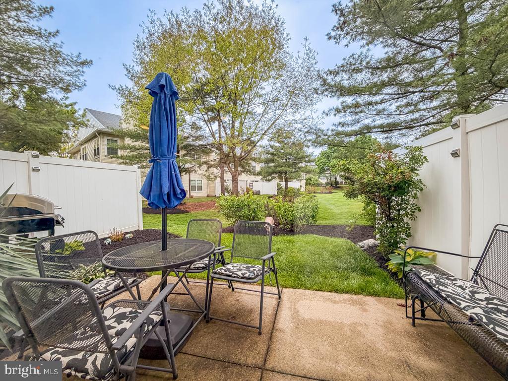 BROOKSTONE - Residential