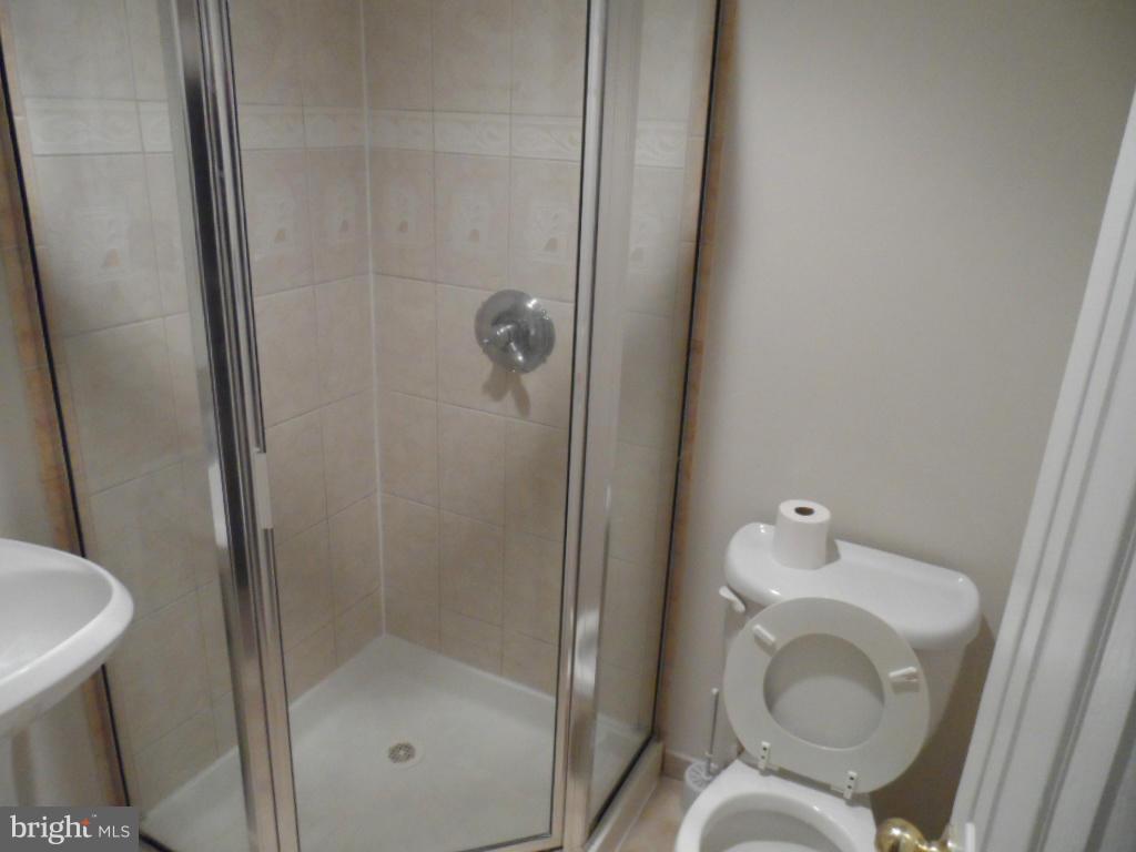 ST CHARLES SUB - HUNTINGTON - Residential Lease