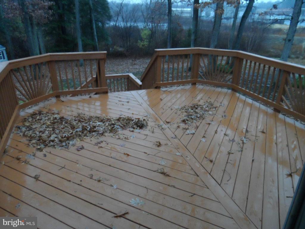 ST CHARLES SUB - HUNTINGTON - Residential Lease