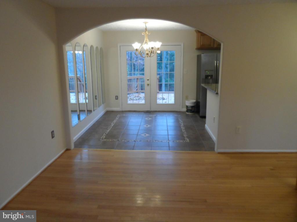 ST CHARLES SUB - HUNTINGTON - Residential Lease