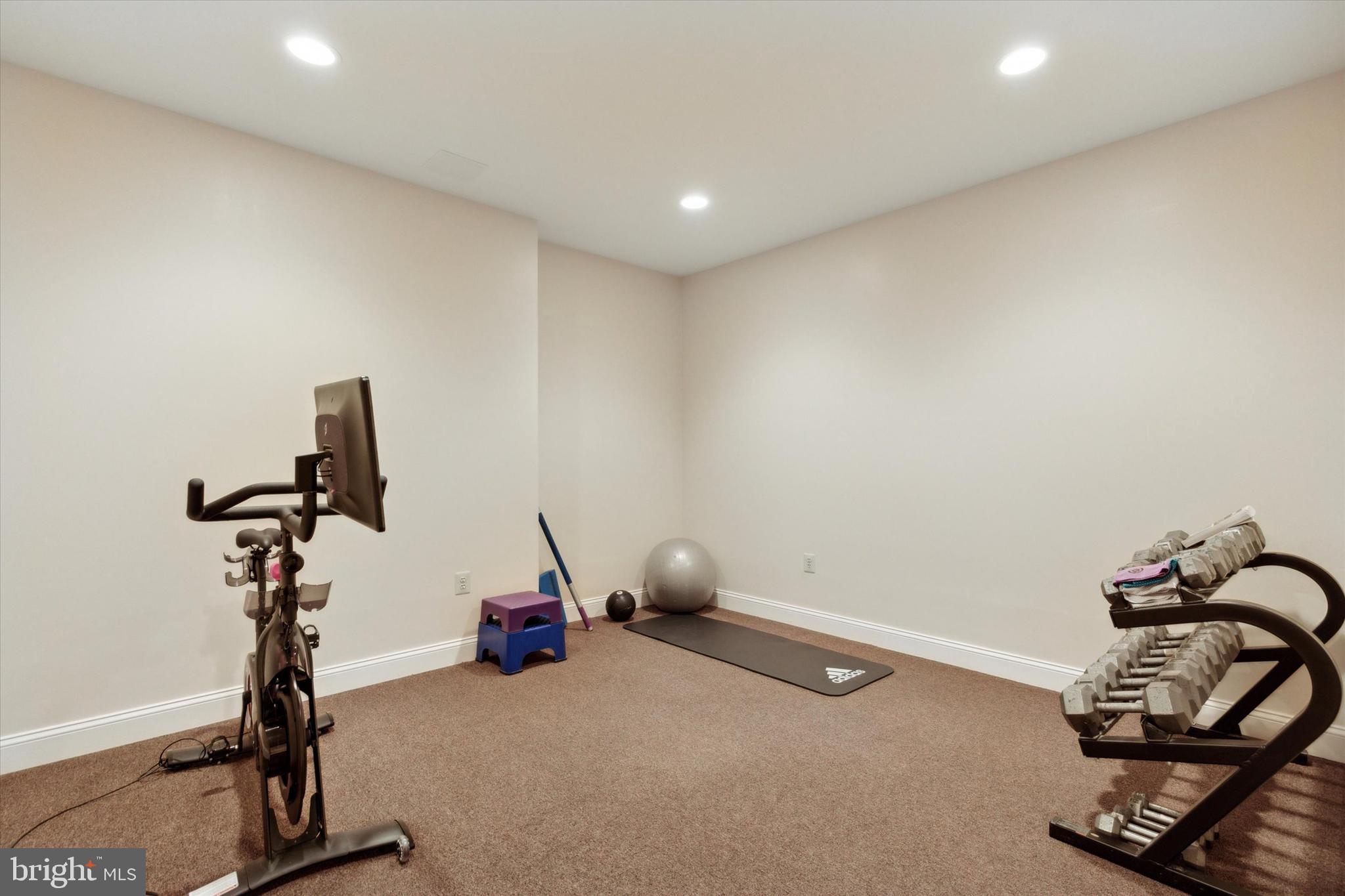 BETHEL KNOLL - Residential