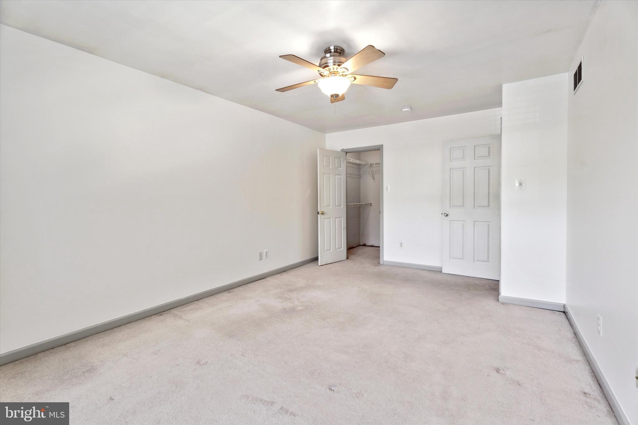 SAW MILL VALLEY - Residential